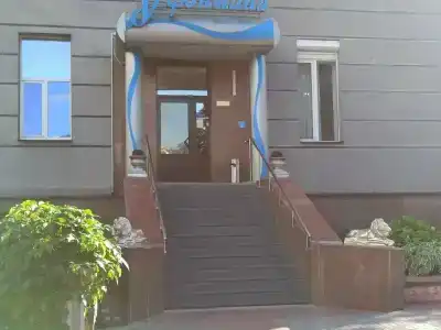 У Фонтана - 98