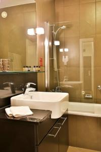 Adina Apartment Budapest - 14