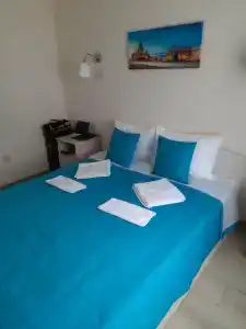 Democrat on Fontanka 104 2K - 80