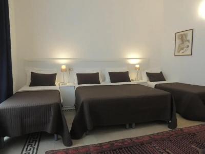 B&B Nike - Rooms Only - 23