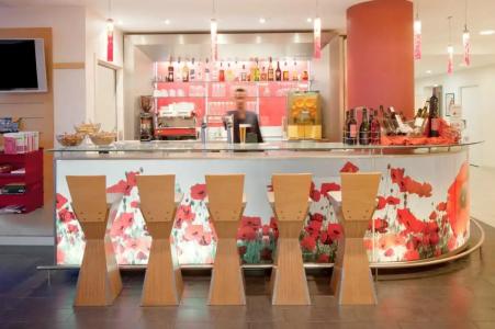 Ibis Barcelona Aeropuerto - 24