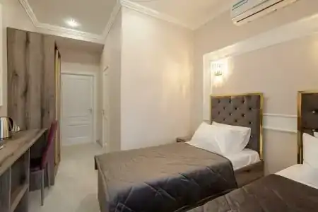 Arion Mini Avtozavodskaya - 82