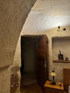 La Casa Cave - 93