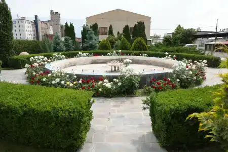 Plaza Viktoria - 4