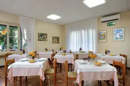 Capri - 37