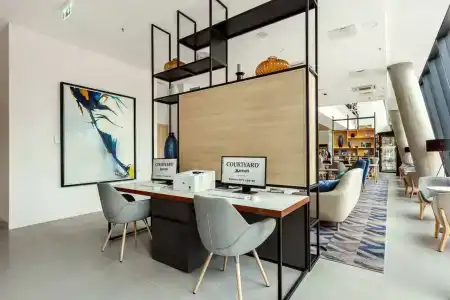 Courtyard by Marriott Vilnius City Center - 38