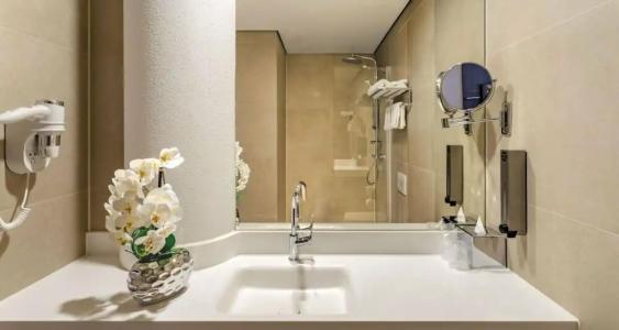 Best Western Plus Plaza Den Haag City Center - 69