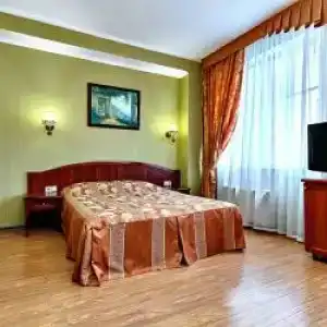 Партнер - 55