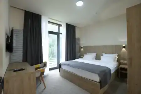 Cone Dilijan, By One - 1