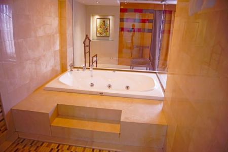 The Green Park Taksim - 70