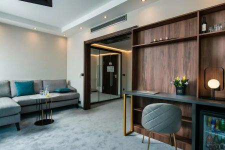 Rosslyn Central Park Sofia - 97