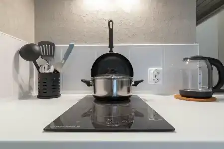 LeoHotels na Dubrovskoy - 6