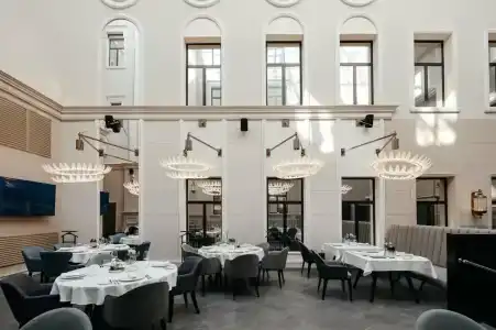 Cosmos Selection Saint-Petersburg Italyanskaya - 7