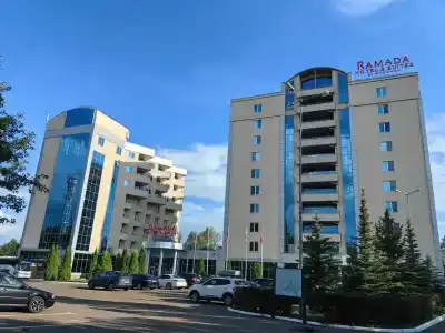 Ramada & Suites by Wyndham Alabuga - 6