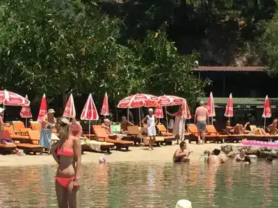 Lagoon Boutique - 21