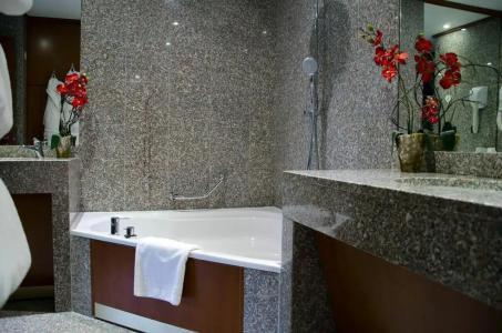 Goldstar Apartments & Suites - 13