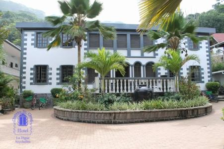 Chateau St Cloud - 36