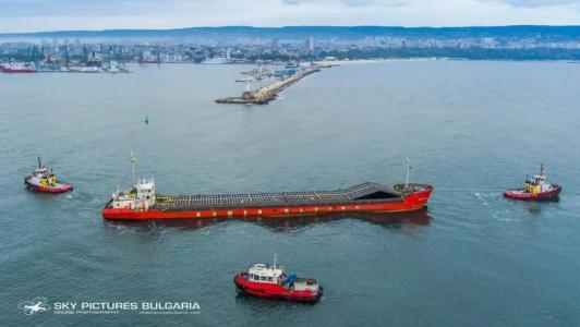 Panorama - Free EV Charging Station - 31