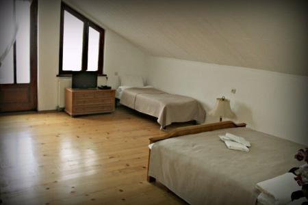 Vera House Guesthouse - 33