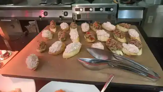 Four Points by Sheraton - 77