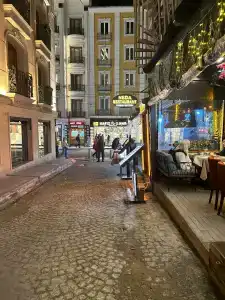 Adora Cafe & Restaurant - 18