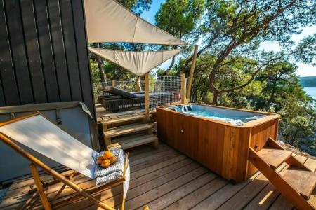 Arena One 99 Glamping - 60