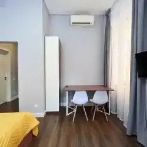 Demokrat na 9-oy Sovetskoy 5A - 20