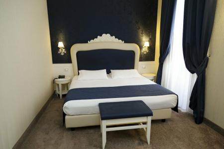 Leonardo Boutique Rome Monti - 49