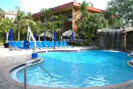 Coconut Cove All-Suite - 17