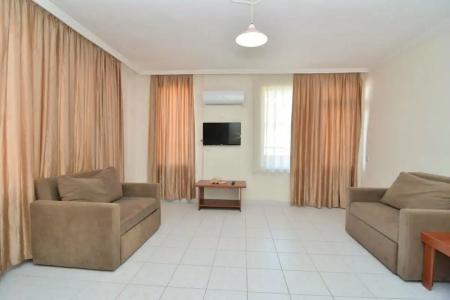 Rose Garden Apart - 61