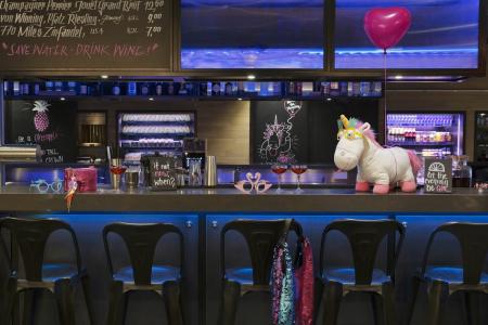 Moxy Frankfurt City Center - 24