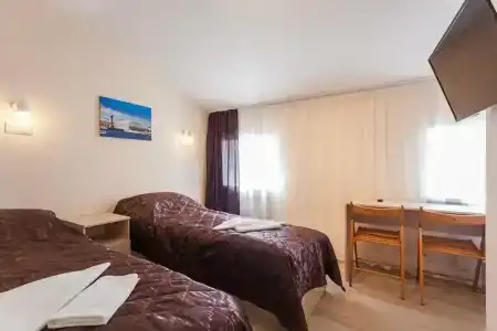 Democrat on Fontanka 104 2K - 84