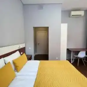 Demokrat na 9-oy Sovetskoy 5A - 10