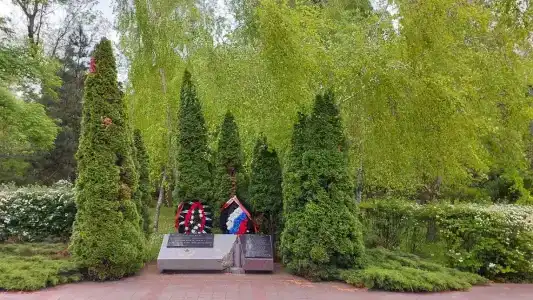 Gostinitsa Zastava - 4