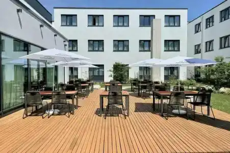 Wyndham Garden Munich Messe - 40