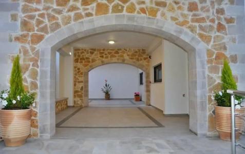 Ledra Maleme - 3