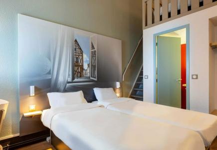 B&B Hôtel Chartres le Forum - 84