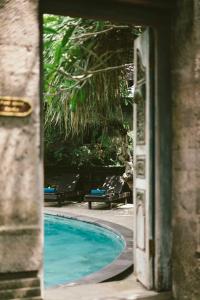 Honeymoon Guesthouse - 17