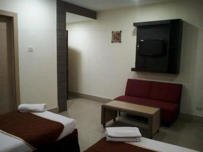 Executive Tower - 48