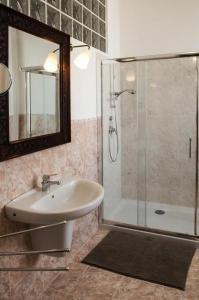 B&B Nike - Rooms Only - 13