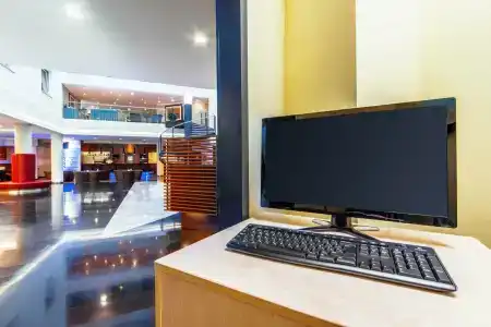 NH Budapest City - 15