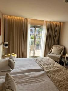 Charisma de Luxe - 68