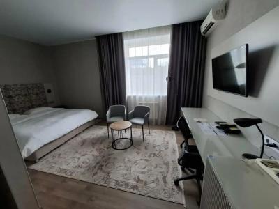 Gloria Business - 70