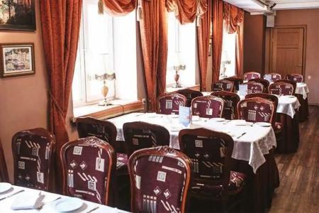 Gloria Business - 89