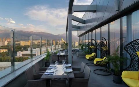 Doubletree by Hilton - 18