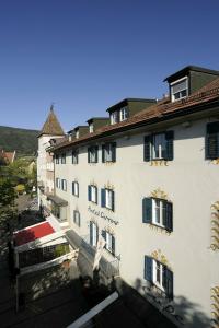 Corso Am Graben - 44