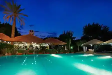 Larissa Club Akman Park - 90
