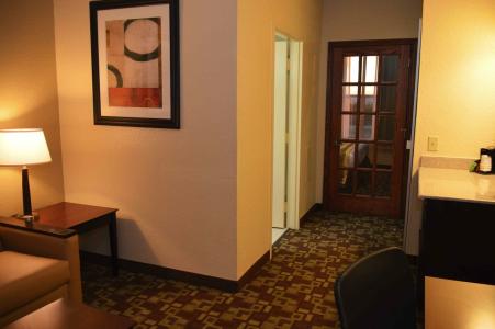 Stay Express Inn & Suites Houston Hobby Airport - 9