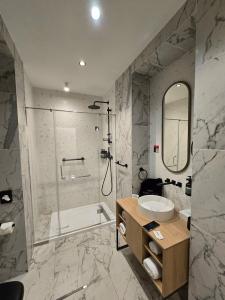 The Basilian Minsk, Curio Collection By Hilton - 52