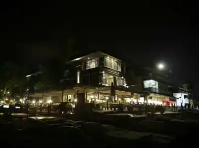 Sun by En VIE Beach - 33